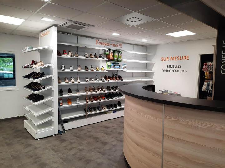 Vente de matériel orthopédique.